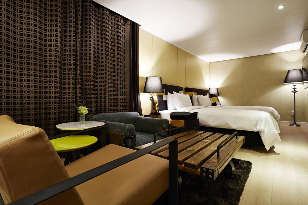 Hotel Namoo Cheong-Ju ชองจู ภายนอก รูปภาพ